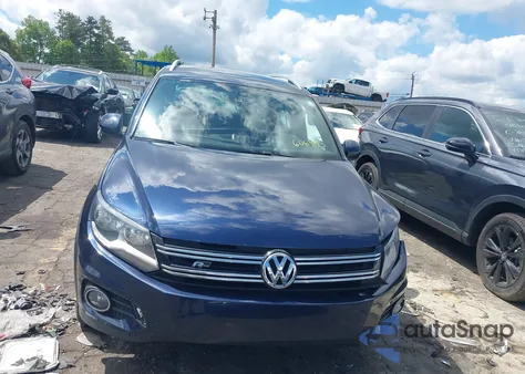 2016 Volkswagen Tiguan R-Line z USA, uszkodzony, nr VIN WVGAV7AX0GW606895